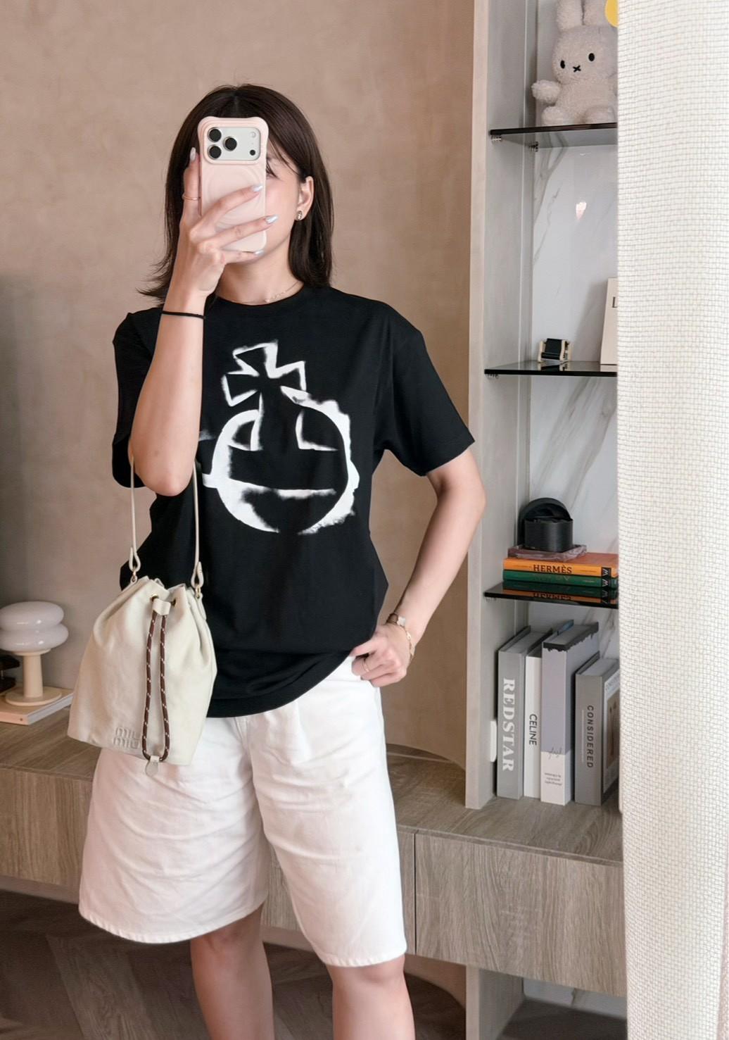 LINE_ALBUM_形象穿搭照01_260908_2
