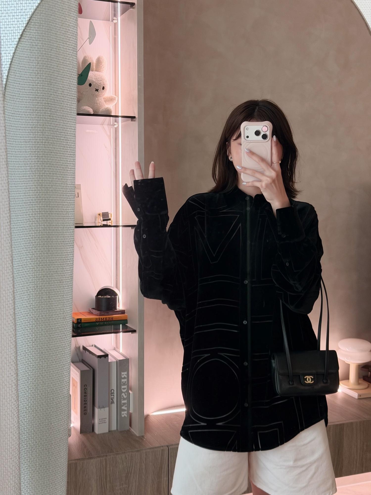 LINE_ALBUM_形象穿搭照01_260908_5